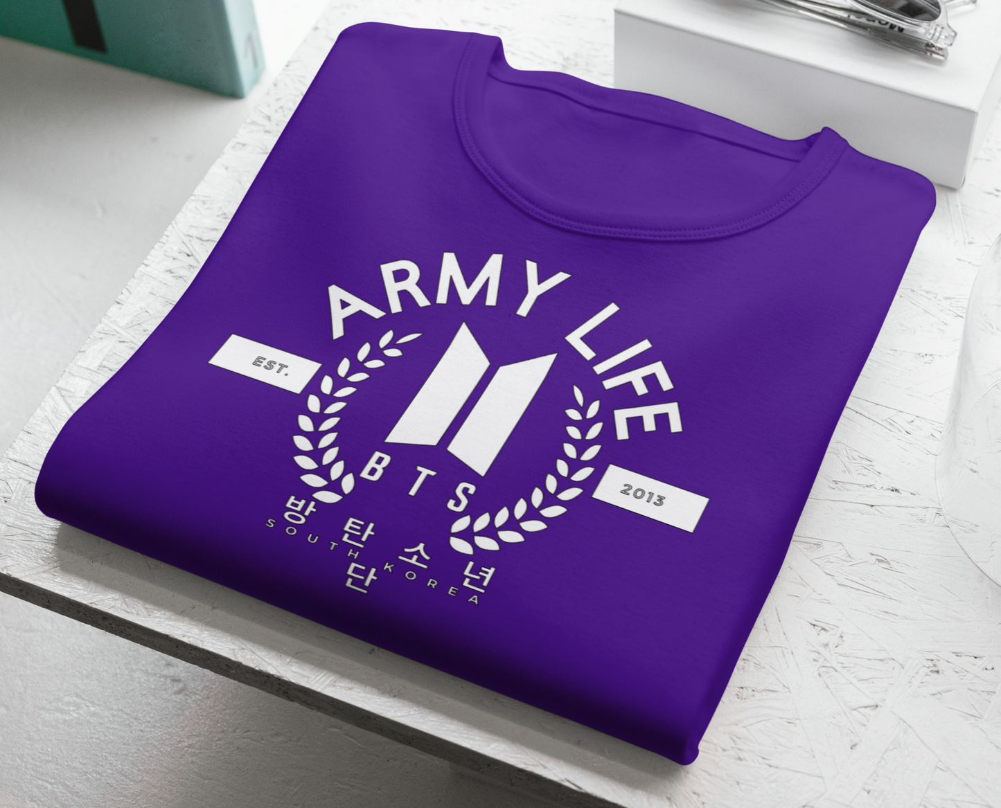 ARMY WIFE/LIFE short sleeve shirt.